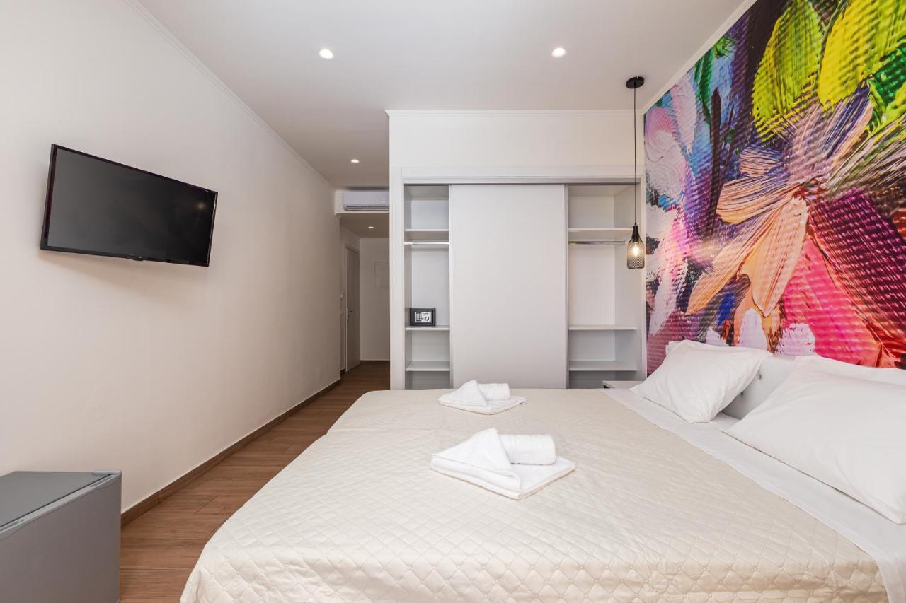 Aqua Luxury Suites By Estia Ρόδα Εξωτερικό φωτογραφία