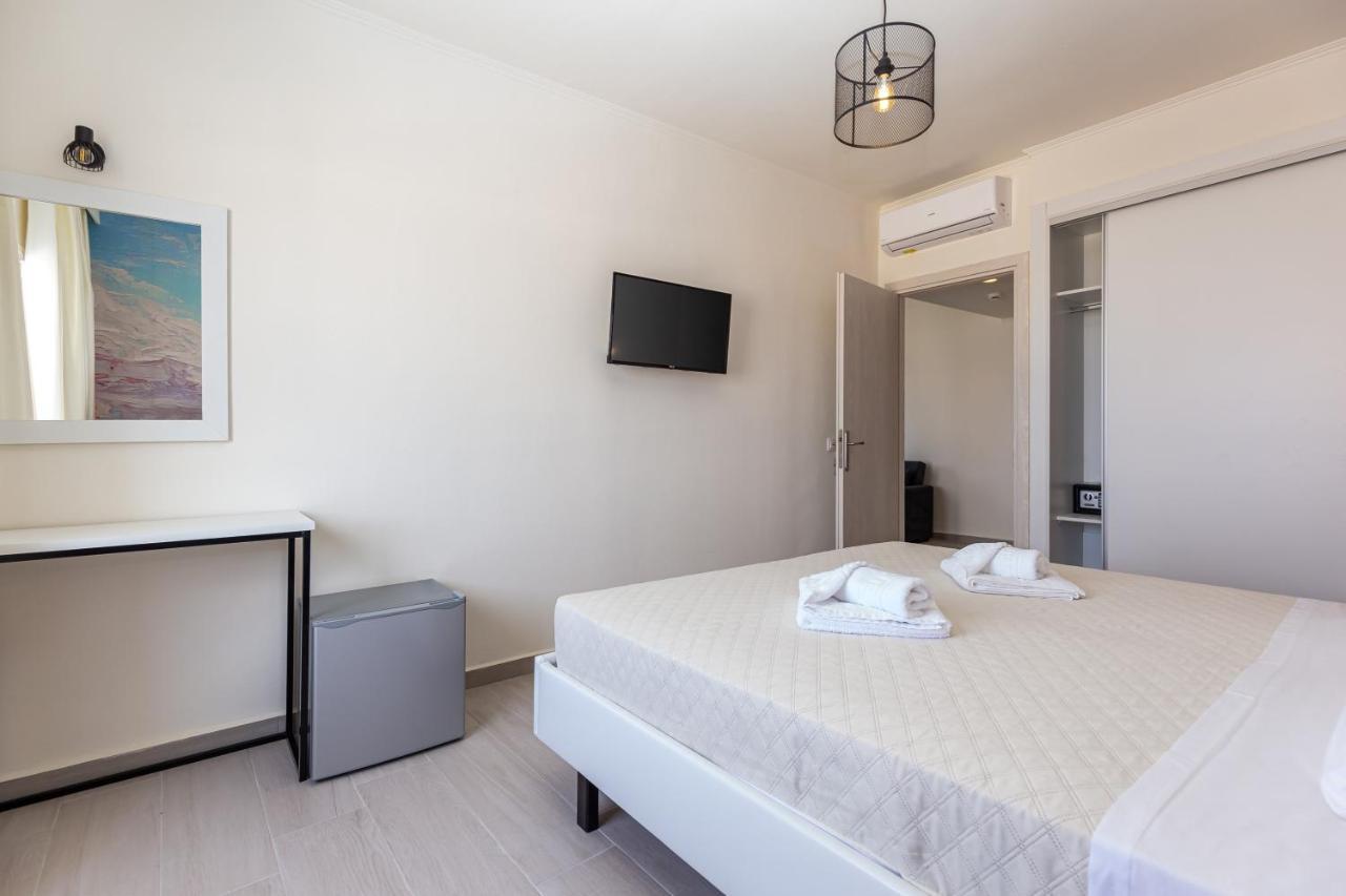 Aqua Luxury Suites By Estia Ρόδα Εξωτερικό φωτογραφία