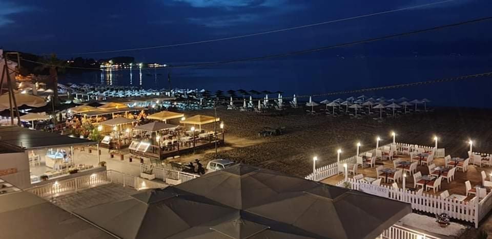 Aqua Luxury Suites By Estia Ρόδα Εξωτερικό φωτογραφία