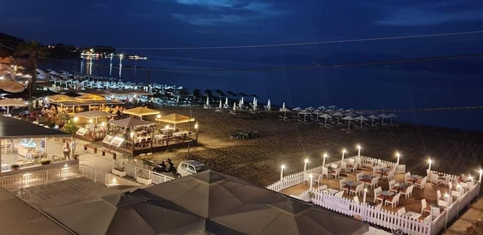 Aqua Luxury Suites By Estia Ρόδα Εξωτερικό φωτογραφία