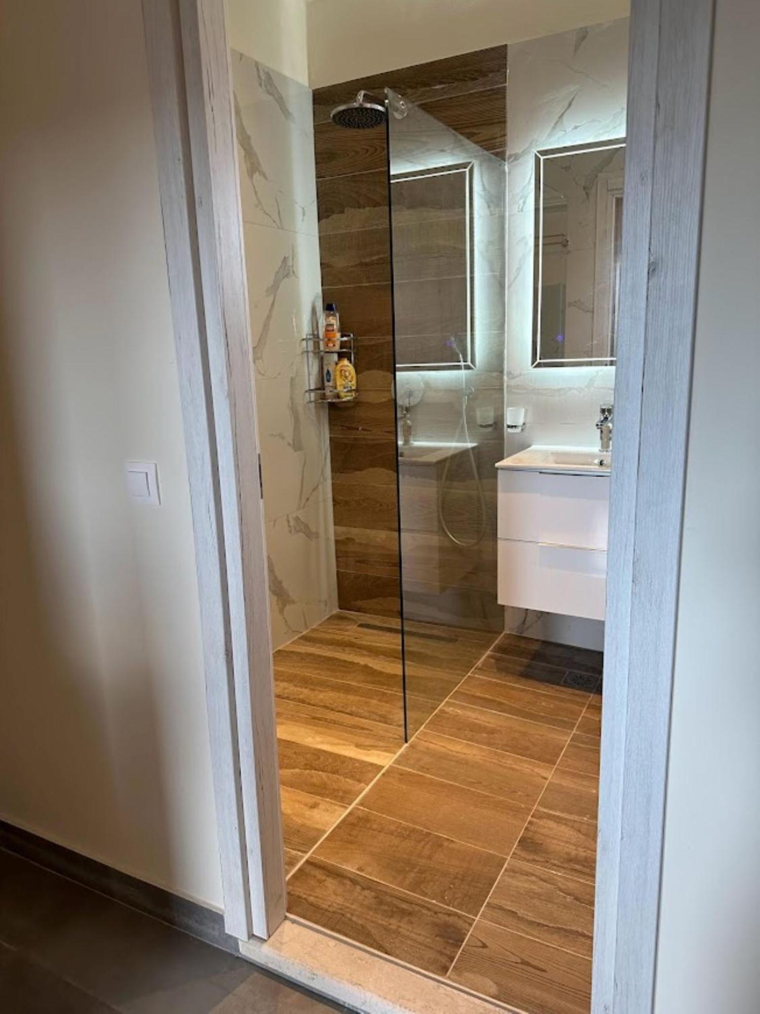Aqua Luxury Suites By Estia Ρόδα Εξωτερικό φωτογραφία
