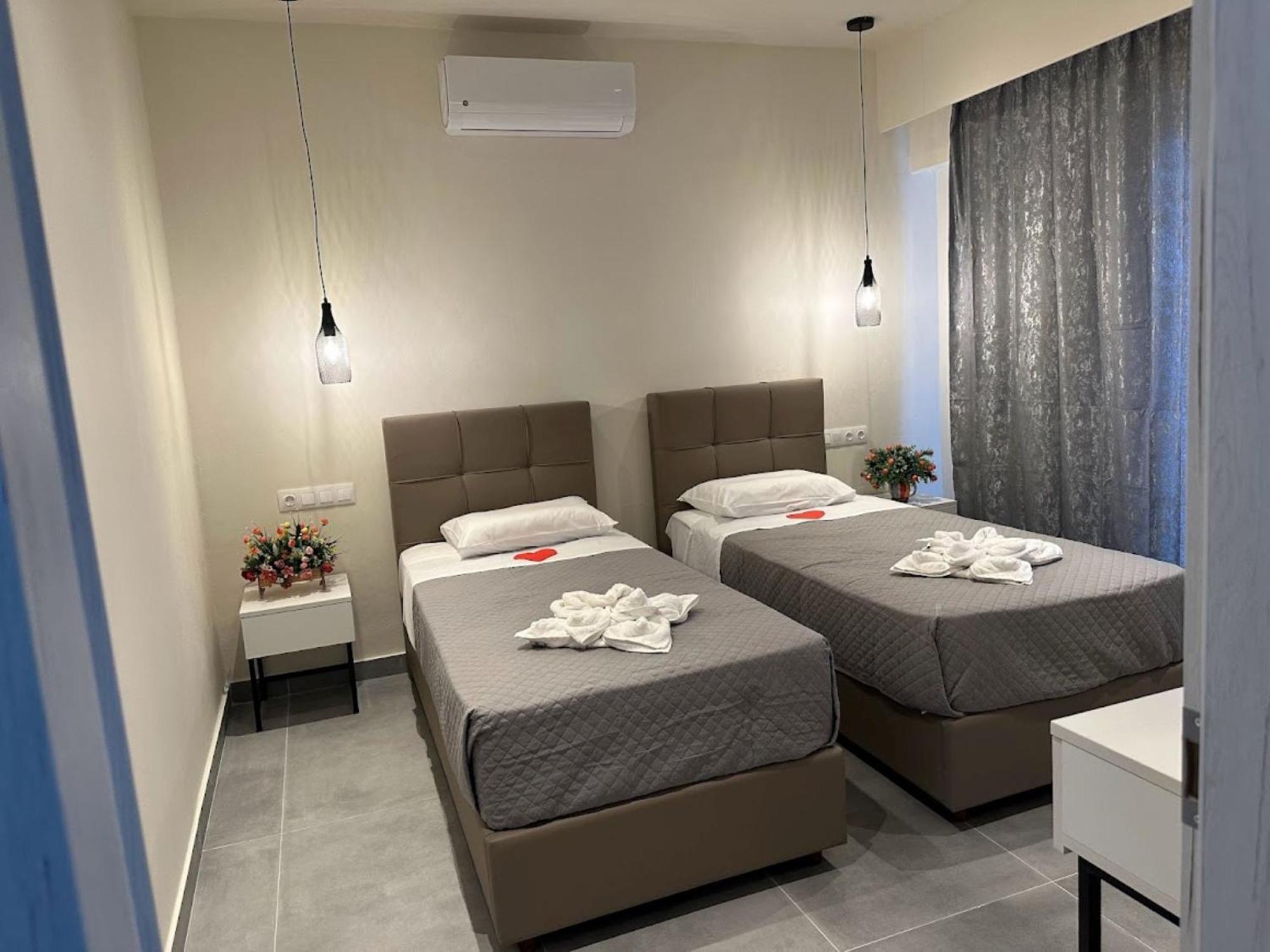 Aqua Luxury Suites By Estia Ρόδα Εξωτερικό φωτογραφία
